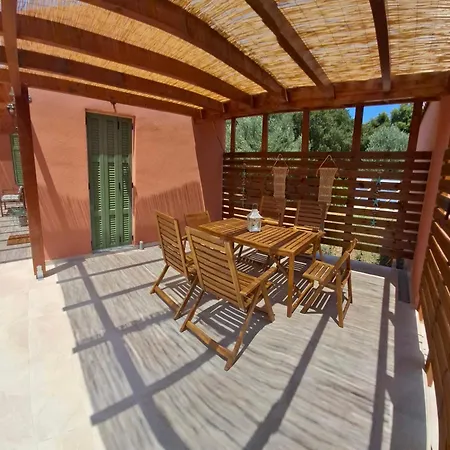 Villa Elysian Olive *